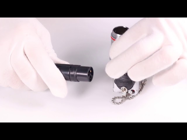 Wasserdichtes Plastikverbindungsstück der schwarzen Schrauben-Kreis-Energie-25A, wasserdichte elektrische Schnellverbinder